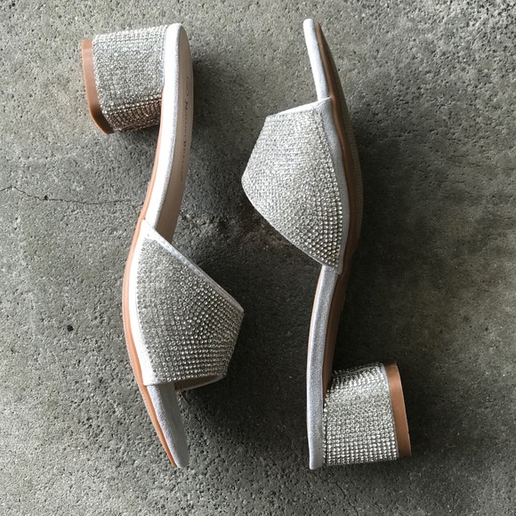 1 LEFT! Silver Rhinestone Bling Mule Heel 6.5 - Picture 2 of 8